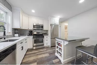 19C Heritage Dr, Chatham Township, NJ 07928 - Photo 5