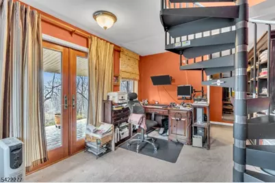 48 Blossom Rd, Hampton Boro, NJ 08827 - Photo 11