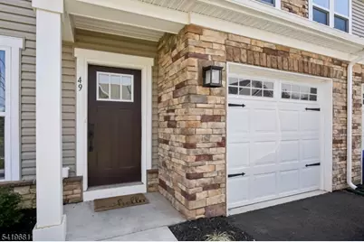 49 Owen Ct, Franklin Township, NJ 08873 - Photo 3