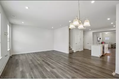 49 Owen Ct, Franklin Township, NJ 08873 - Photo 5