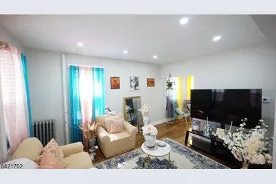 169 Oakwood Pl, Orange, NJ 07050 - Photo 3