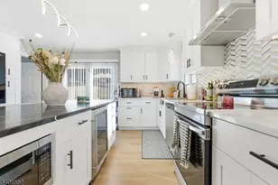 408 Main St, Hope Township, NJ 07825 - Photo 9