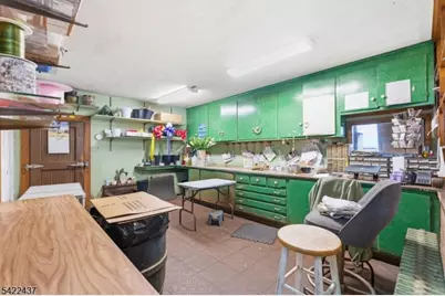 630 Florida Grove Rd, Perth Amboy, NJ 08861 - Photo 13