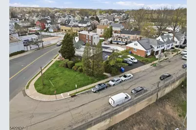 630 Florida Grove Rd, Perth Amboy, NJ 08861 - Photo 31