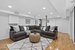 20 Parkview Dr, Millburn, NJ 07041 - Photo 31