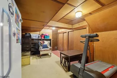 15 Ella Ln, Wayne, NJ 07470 - Photo 33