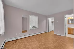 705 Schoolhouse Ln, Bound Brook, NJ 08805 - Photo 23