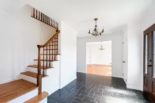 139 Berkeley Cir, Bernards Township, NJ 07920 - Photo 3