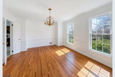 139 Berkeley Cir, Bernards Township, NJ 07920 - Photo 13