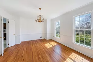 139 Berkeley Cir, Bernards Township, NJ 07920 - Photo 13