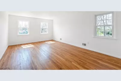 139 Berkeley Cir, Bernards Township, NJ 07920 - Photo 17