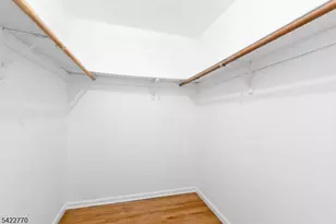 139 Berkeley Cir, Bernards Township, NJ 07920 - Photo 25