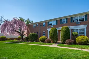 25 Hinchman Ave, Wayne, NJ 07470 - Photo 5