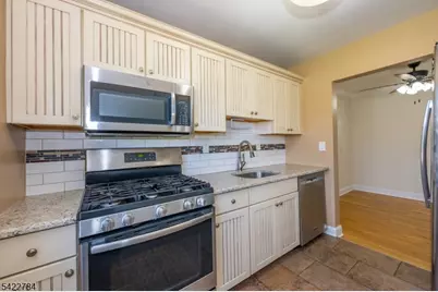 25 Hinchman Ave #1A, Wayne, NJ 07470 - Photo 17