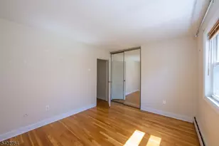 25 Hinchman Ave, Wayne, NJ 07470 - Photo 15