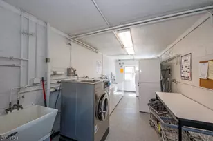 25 Hinchman Ave, Wayne, NJ 07470 - Photo 27