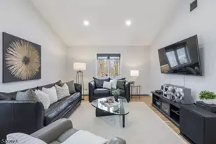 586 Stangle Rd, Bridgewater, NJ 08836 - Photo 11