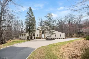 586 Stangle Rd, Bridgewater, NJ 08836 - Photo 5