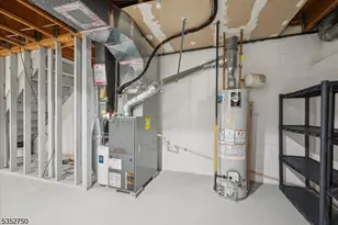 907 Wetherburn Ct, Raritan Township, NJ 08822 - Photo 27