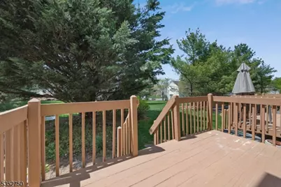 907 Wetherburn Ct, Raritan Township, NJ 08822 - Photo 29