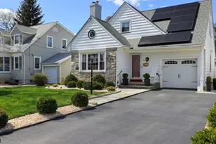 382 Huntington Rd, Union Township, NJ 07083 - Photo 3