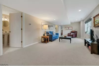 1 Bell Ct, Chester, NJ 07930 - Photo 31