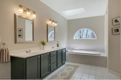 1 Bell Ct, Chester, NJ 07930 - Photo 21