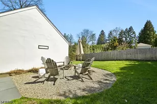 42 Locust Dr, Summit, NJ 07901 - Photo 29