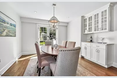 42 Locust Dr, Summit, NJ 07901 - Photo 7