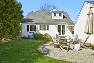 42 Locust Dr, Summit, NJ 07901 - Photo 31