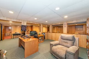 17 Longfellow Dr, Roxbury Township, NJ 07876 - Photo 21