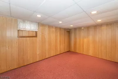 17 Longfellow Dr, Roxbury Township, NJ 07876 - Photo 23