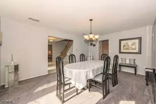 17 Longfellow Dr, Roxbury Township, NJ 07876 - Photo 15