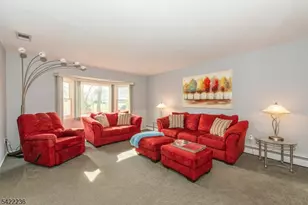 17 Longfellow Dr, Roxbury Township, NJ 07876 - Photo 17