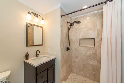 17 Longfellow Dr, Roxbury Township, NJ 07876 - Photo 27