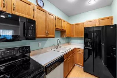 6116 Richmond Rd #116, West Milford, NJ 07480 - Photo 5