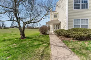 409 Hunt Dr, Holland Township, NJ 08848 - Photo 1