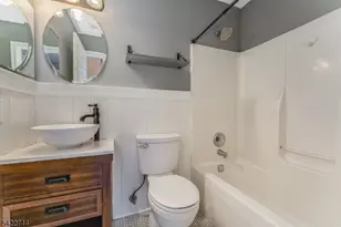 409 Hunt Dr, Holland Township, NJ 08848 - Photo 25