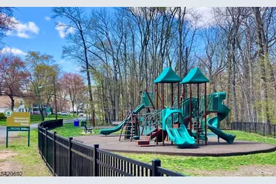 21 Mohawk Drive, Cranford Township, NJ 07016 - Photo 37