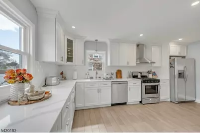 162 Norwood Ave, North Plainfield, NJ 07060 - Photo 15