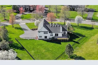 82 Oxford Pl, Hillsborough Township, NJ 08844 - Photo 45