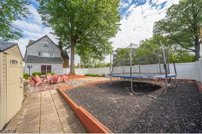 426 Walnut St, Roselle, NJ 07203 - Photo 35