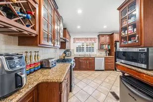 426 Walnut St., Roselle, NJ 07203 - Photo 7