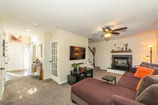 7 Stratford Dr, Newton, NJ 07860 - Photo 3