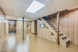 79 Carriage Ln, Sparta Township, NJ 07871 - Photo 21