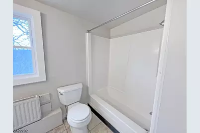 214 Washington St, Phillipsburg, NJ 08865 - Photo 13