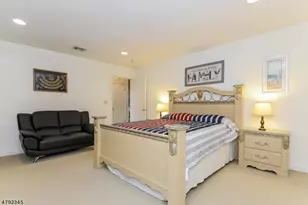 94 Hagerman Ct, Bridgewater, NJ 08807 - Photo 15