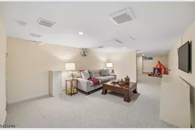 55 Lakeview Avenue, Millburn, NJ 07078 - Photo 29