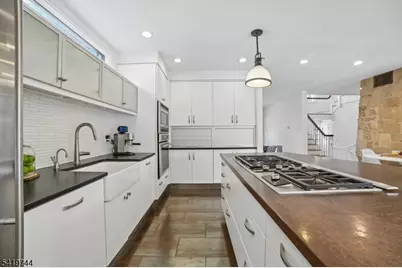 55 Lakeview Avenue, Millburn, NJ 07078 - Photo 9