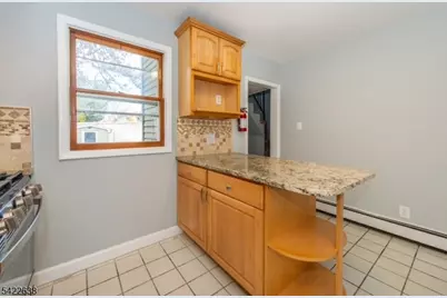 46 Center St, Clifton, NJ 07011 - Photo 5